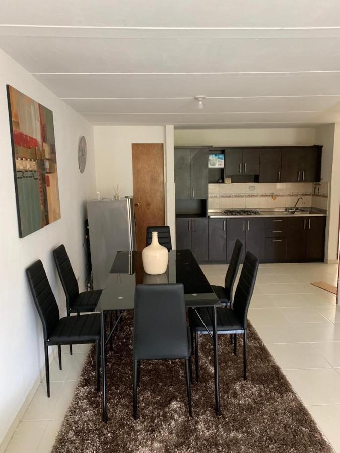 E2 Comodo Y Amplio Apartamento En Laureles Estadio 120 Mts2 Medellín Exterior foto