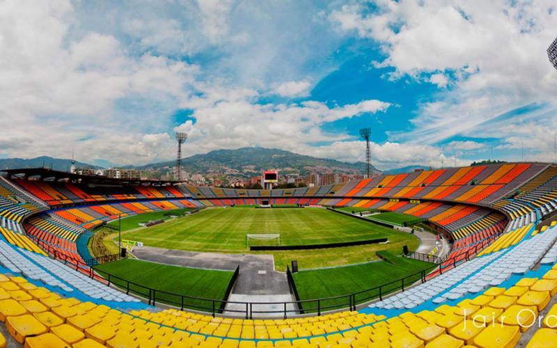 E2 Comodo Y Amplio Apartamento En Laureles Estadio 120 Mts2 Medellín Exterior foto